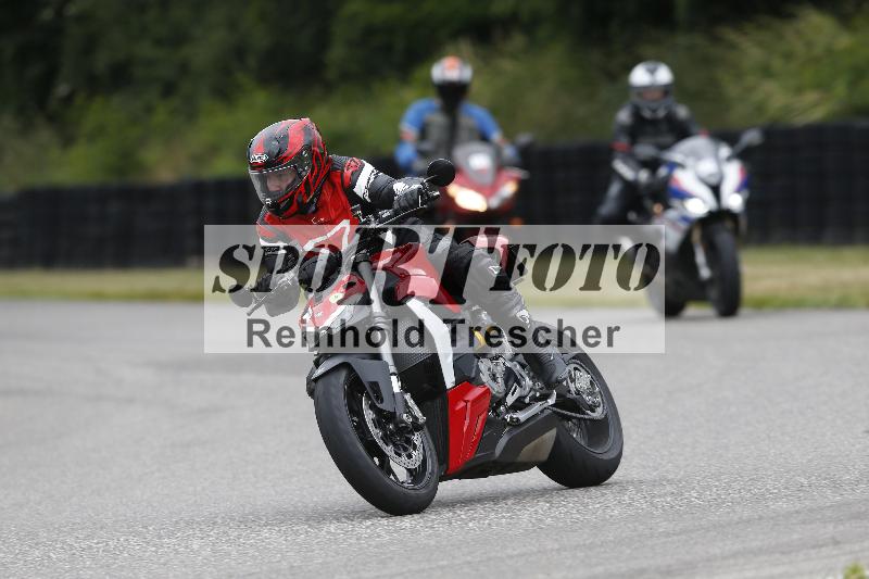 /19 26.05.2025 FREERIDE Training ADR/Gruppe B/1